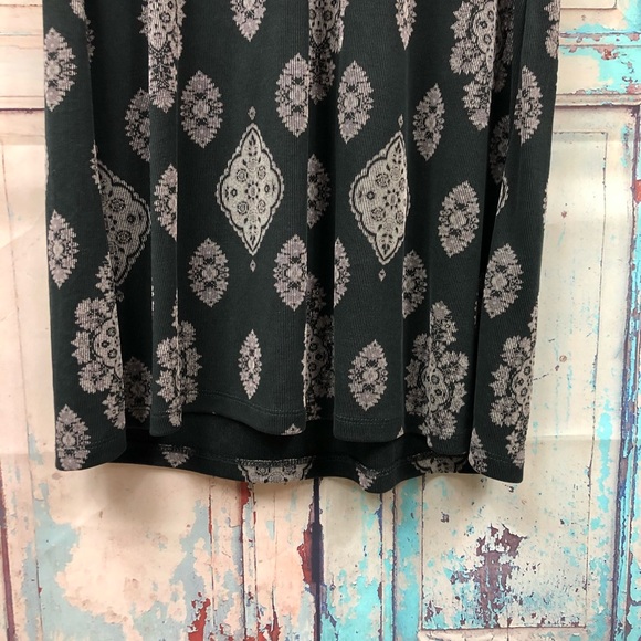 Black and Gray Dress - Picture 2 of 8